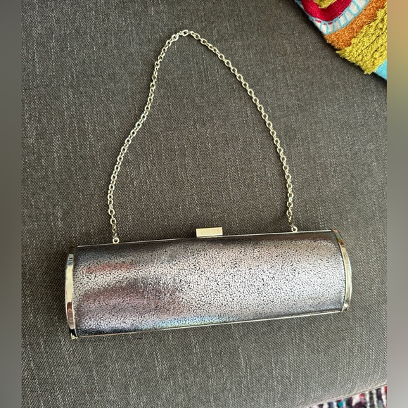 Banana Republic gold and silver evening bag/clutch - Picture 2 of 16
